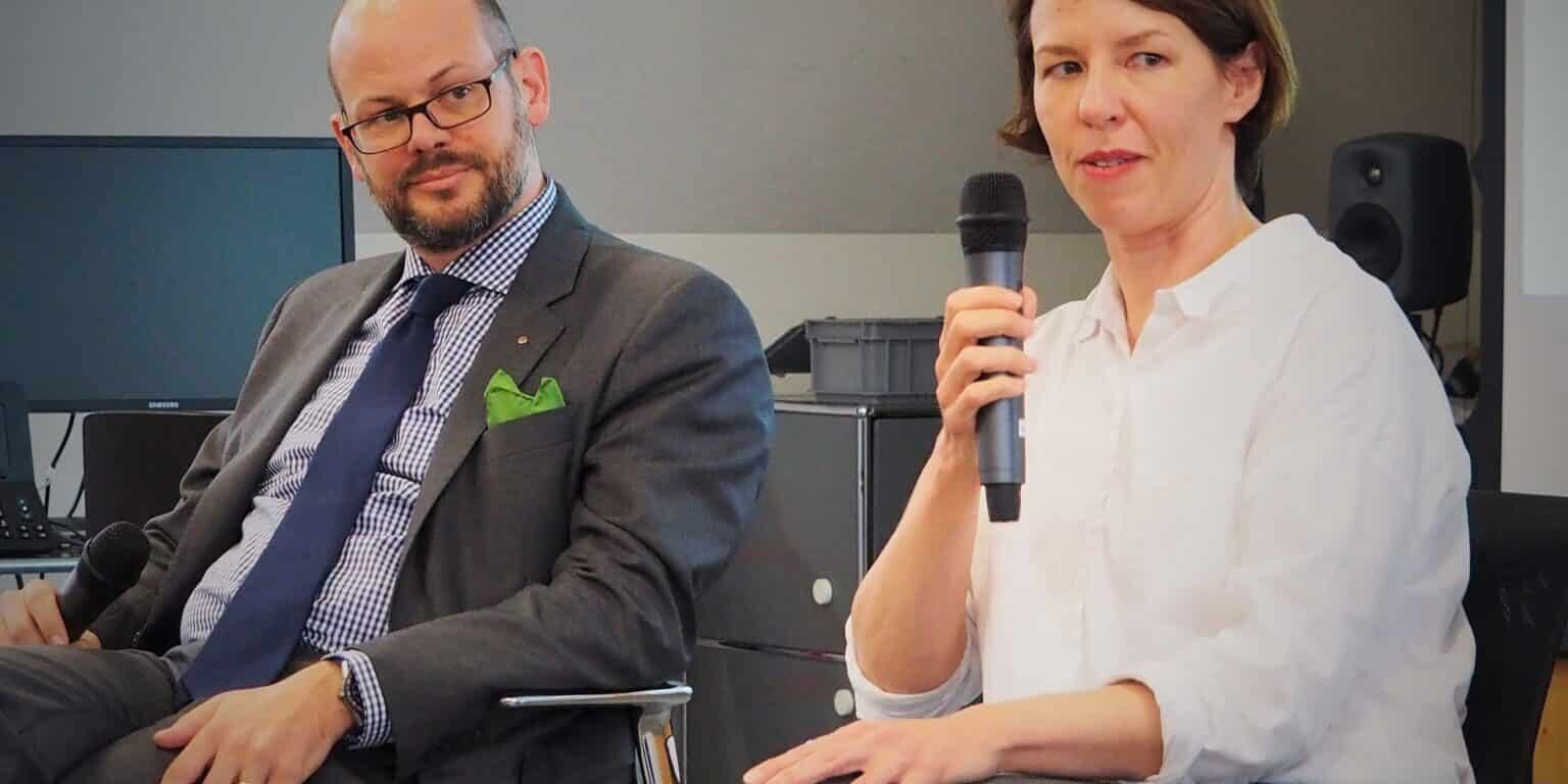 img-5ce55a8a00d43f0001501da0